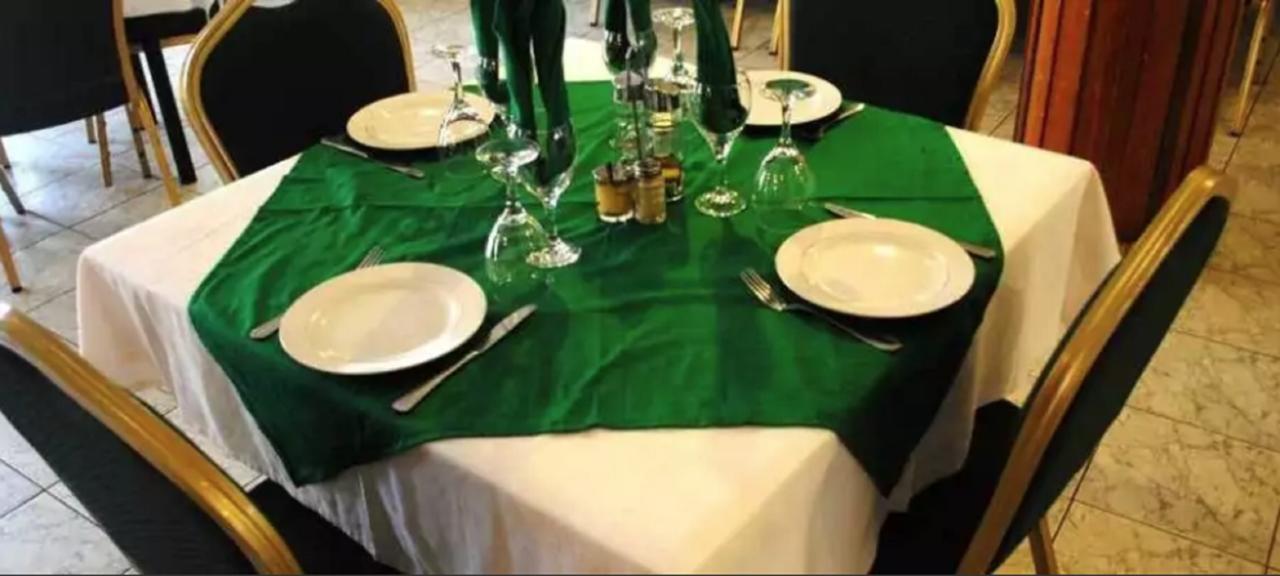 אואגדוגו Hotel Palm Beach מראה חיצוני תמונה