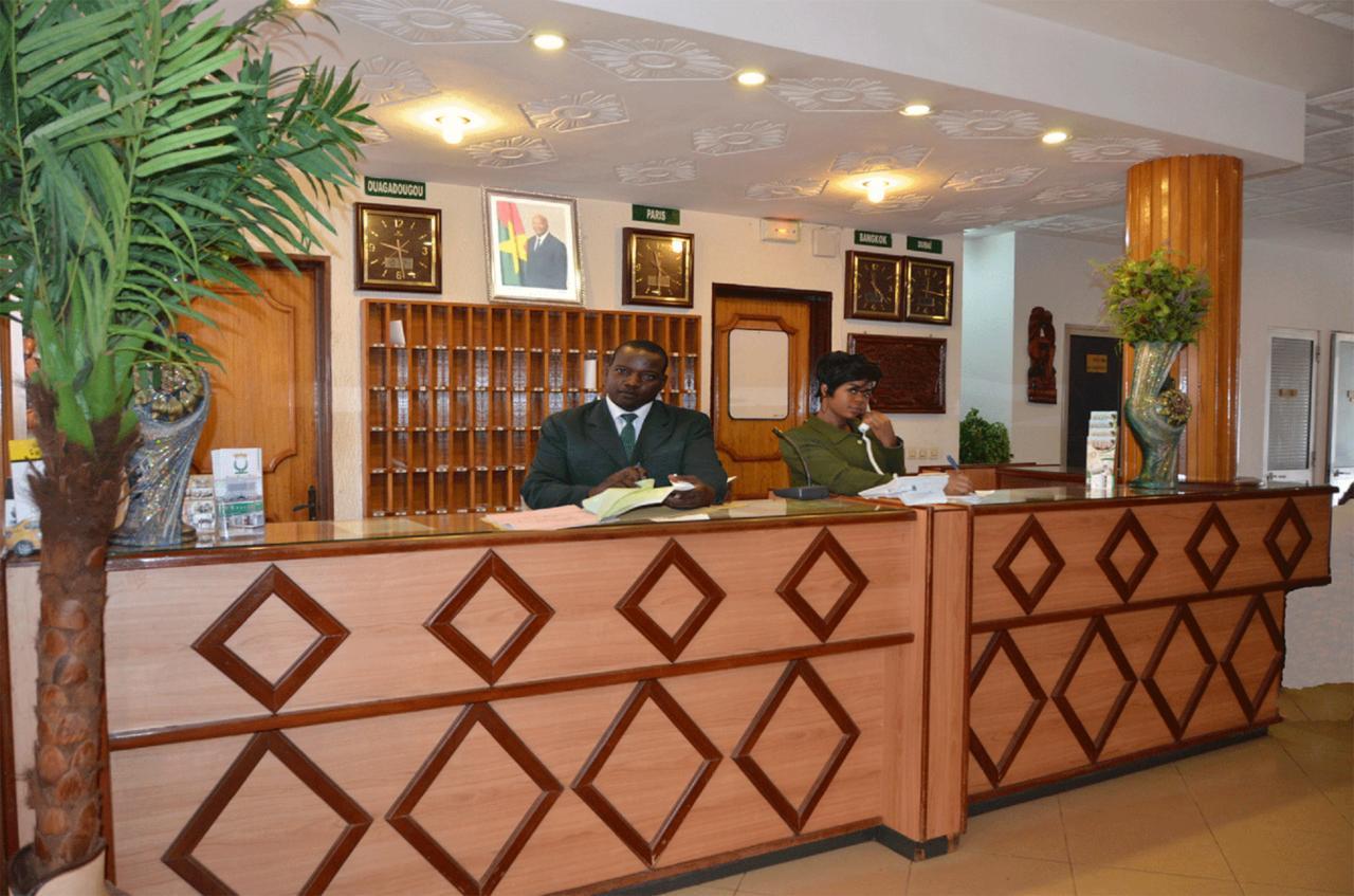 אואגדוגו Hotel Palm Beach מראה חיצוני תמונה